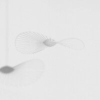 Lampa wisząca biała LED Vertigo Nova White Small Petite Friture śr. 110 cm