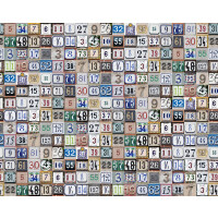 Tapeta w stylu retro Rebel Walls R18522 Tiny House Numbers Colorful Pops