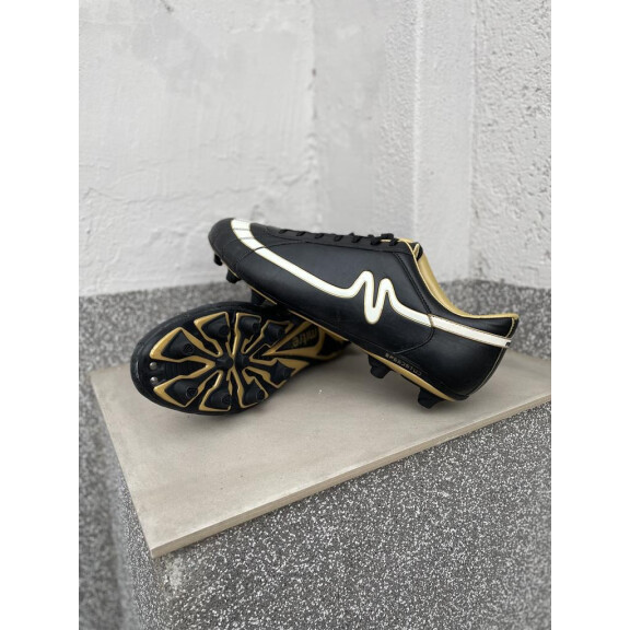Buty piłkarskie Mitre Invassion SSPU MS5171