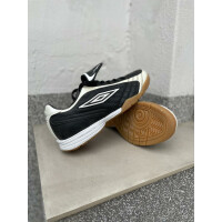 Buty piłkarskie Umbro XAI VII LGE - A IN czarno-białe 886680 090