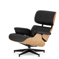 Fotel Lucera insp. Lounge Chair  Czarna Skóra Jasny dąb Czarna z chromowanymi grzbietami