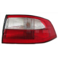 LAMPA TYŁ LAGUNA 00-05 PRAWA ZEWN. 8200002474