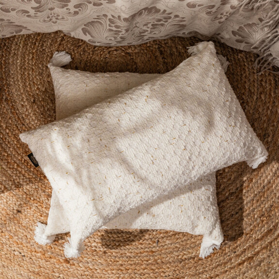 Poszewka żakardowa boho chwosty beż złote wstawki 30x50