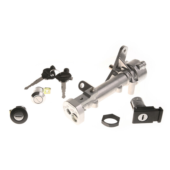 Stacyjka plus zamki zestaw Suzuki UH 125 Burgman 02-06 UH 150 02-06