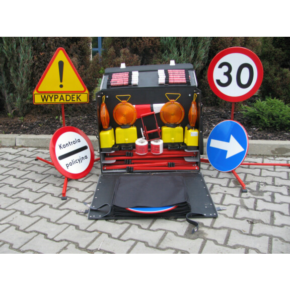 Walizkowy zestaw znaków drogowych ZAPORA - typ pełny