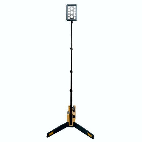 Akumulatorowy maszt oświetleniowy NightSearcher SOLARIS PRO Li-Ion 16.000 lumenów, 18,2 Ah