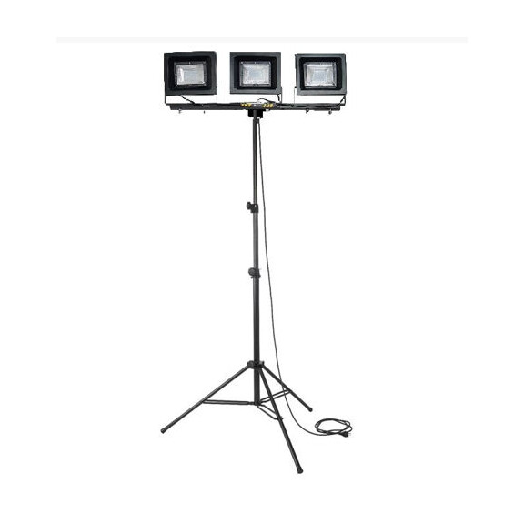 Maszt oświetleniowy Partnersite LM 3x150 F, IP-65, 40500 lm, wysokość 3.3 m