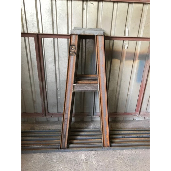 Stojaki Na Płyty Kamienne Czarny Natryskowe