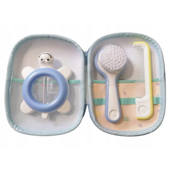 BEBE CONFORT Bath Time cosmetic bag + 3 items