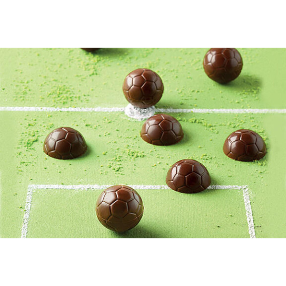 Forma do pralin i czekoladek - piłka nożna, 18x 27x13,5 mm, 5 ml - SCG34 Choco Goal | SILIKOMART, EasyChoc 3D Choco