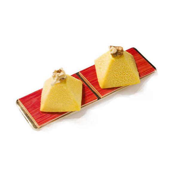 Forma silikonowa SF008 PYRAMIDS piramidy 36x36x22 mm, 15 gniazd | SILIKOMART, Classic Premium