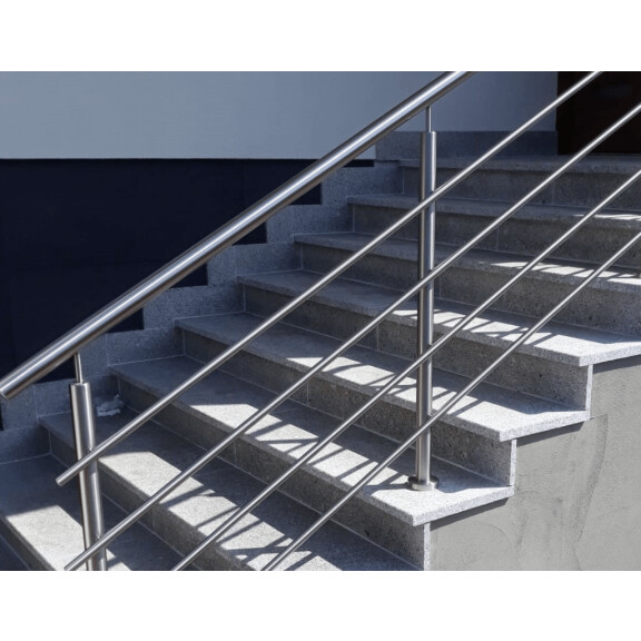Stopnica granitowa okładzinowa płomieniowana szara G703 New Bianco Cristal (150x33x3)