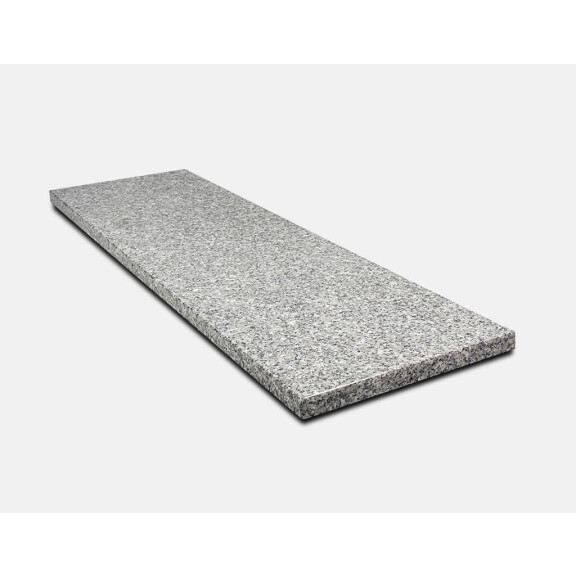 Parapet granitowy szlifowany jasnoszary STRZEGOM (gr. 2 cm)