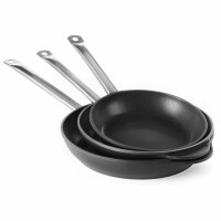 Patelnia gastronomiczna powlekana tytanem Titanium Professional - śr. 32 cm